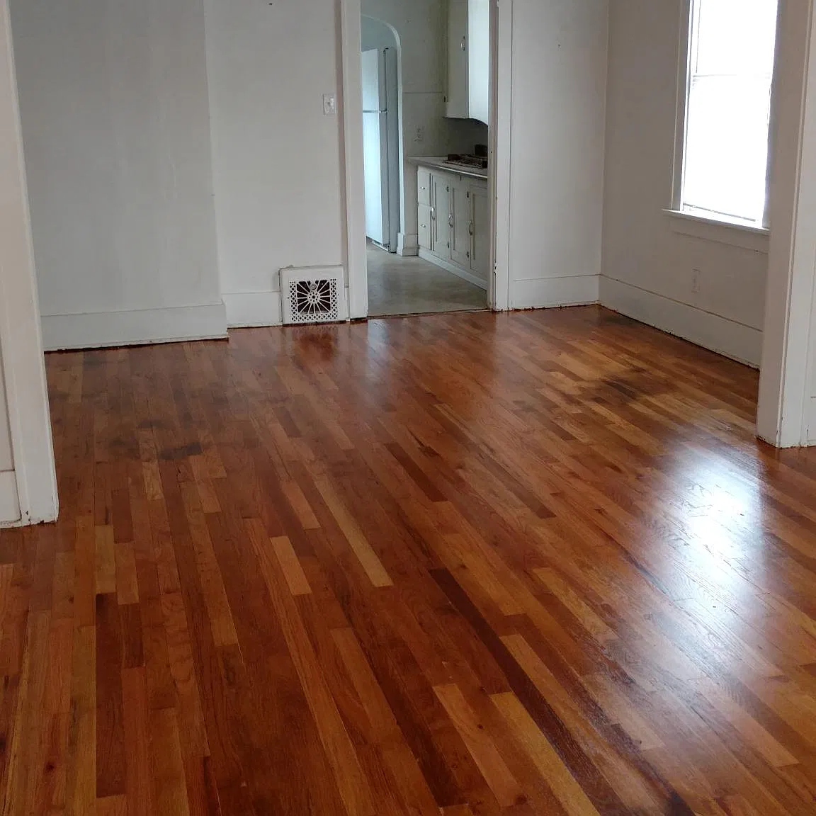 2 bed, $1,200 — Photo 2