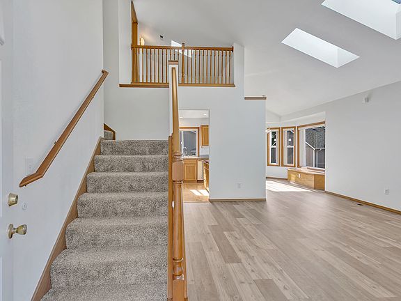 4th image of 1518 200th Street Ct E