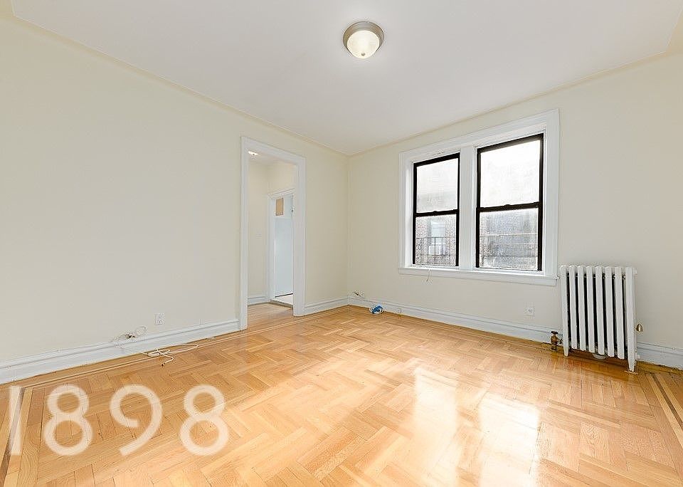 1st image of 32-52 33rd St #F4