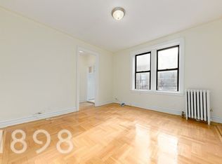 32-52 33rd St #F4, Astoria, NY 11106