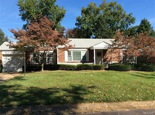 425 Larkhill Ct, Saint Louis, MO