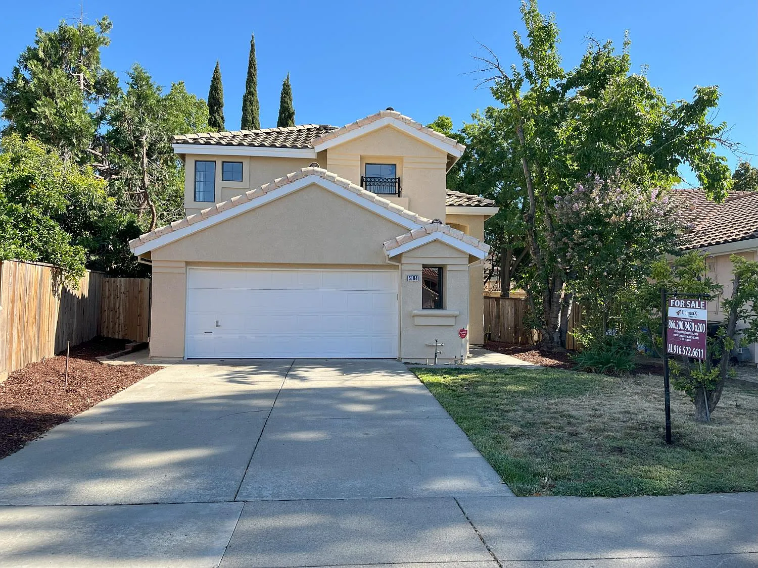 5104 Felicia Way photo 1