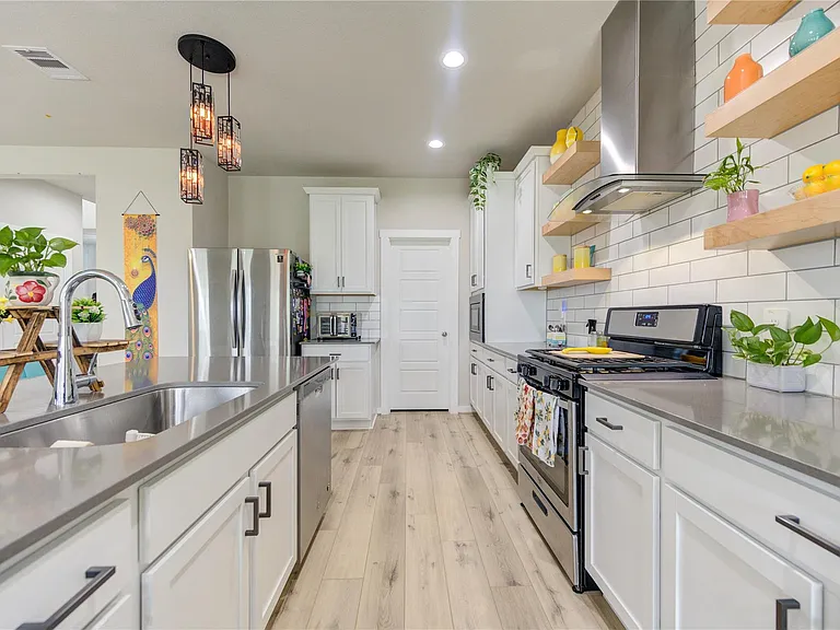 12539 Colchester Creek Ct — Photo 9