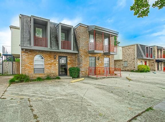 2nd image of 2028 Carol Sue Ave