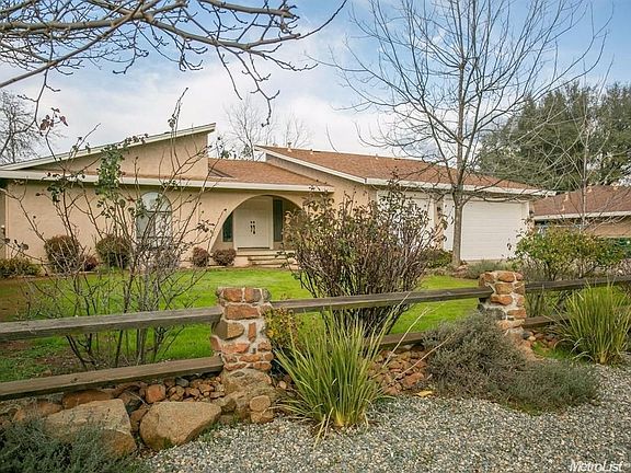 2nd image of 3495 La Canada Dr