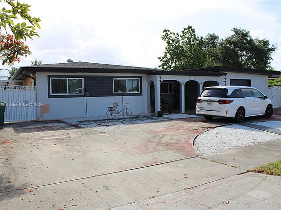 3rd image of 11512 NW 58th Ave