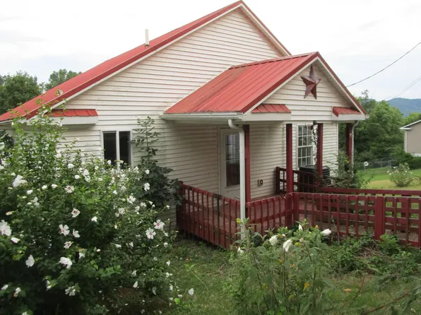 307 Cardinal Ct, Irvine, KY 40336