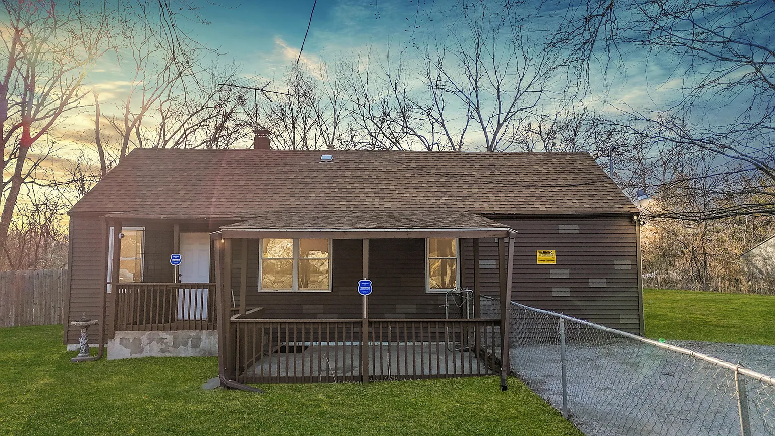 2320 Burr St photo 1