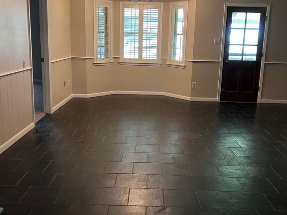 4th image of 204 Belle Chasse Dr