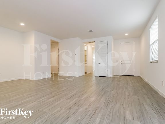 3rd image of 12516 W Kaler Dr