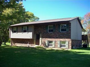 1571 Arrowwood Rd, Dayton, OH 45432
