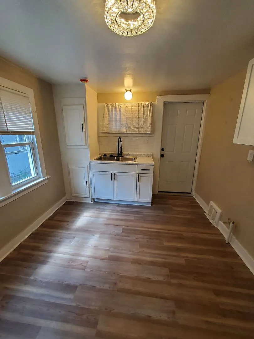 4207-4207a N 39th St. (Duplex) (Ace Property) — Photo 4
