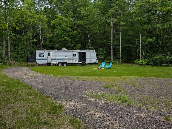 2nd image of 64100 E Ruth Lake Rd
