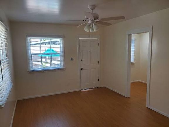 3rd image of 4075 La Salle Ave #C