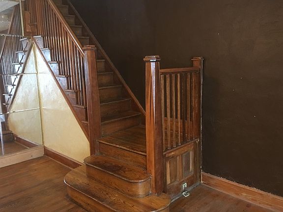 5th image of 1531 S Vogdes St