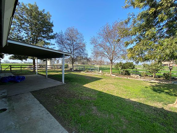 5th image of 10196 Avenue 360