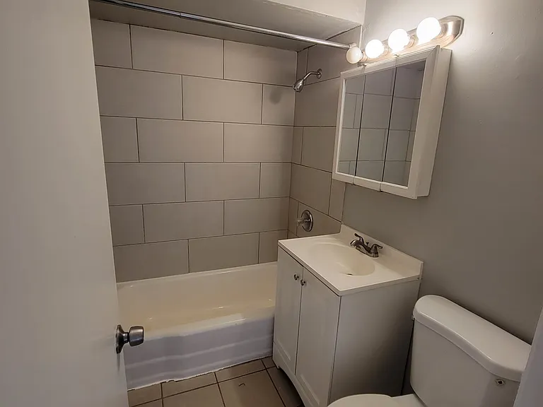 10720 S Ridgeland Ave #4 — Photo 6