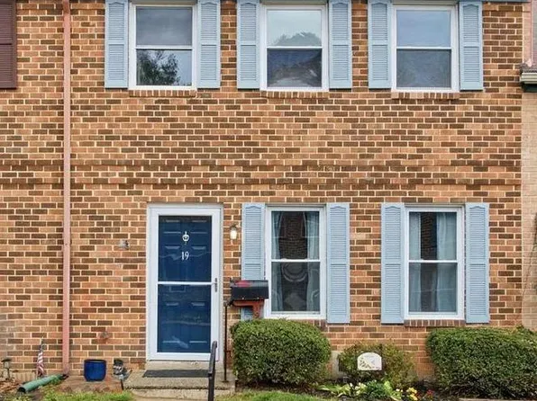 19 Constitution Ave, Doylestown, PA 18901