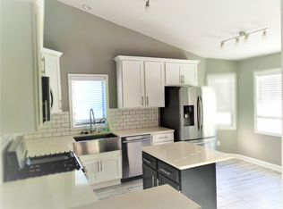 9629 84th St S, Cottage Grove, MN 55016