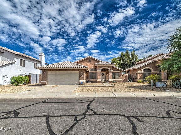 3rd image of 1672 W SPARROW Drive