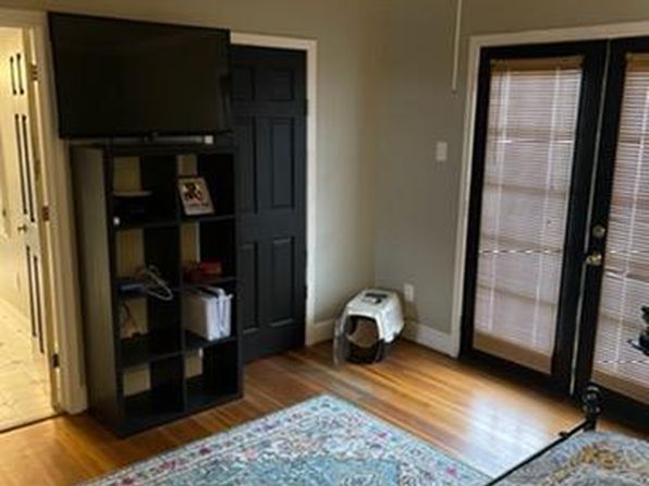 223 Main St #1