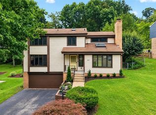 267 Kinvara Dr, Pittsburgh, PA 15237