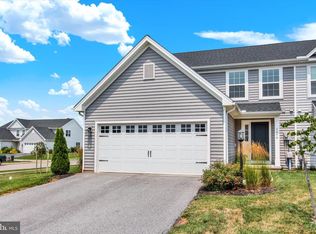 7446 Saint Patrick Ct, Abbottstown, PA 17301