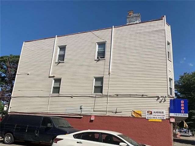 2nd image of 8418 18th Ave