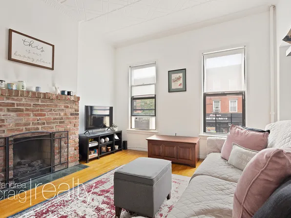 307 Court Street image 1 of 4