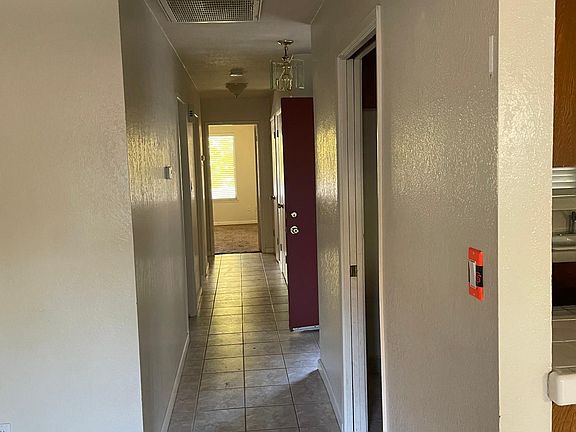 2nd image of 613A Fort Sumpter Dr