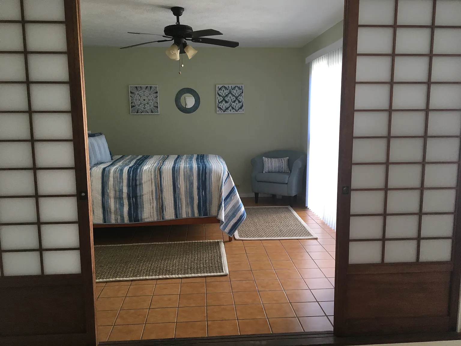 4 bed, 2372 sqft, $5,500 — Photo 3