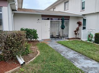 4352 Tahitian Gardens Cir APT F, Holiday, FL 34691