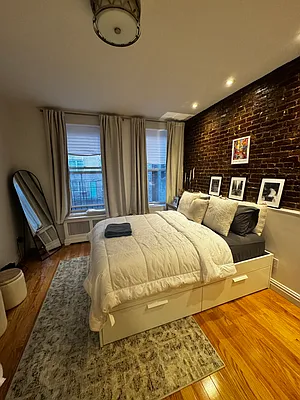 Rented by CitySites Real Estate Group | media 1