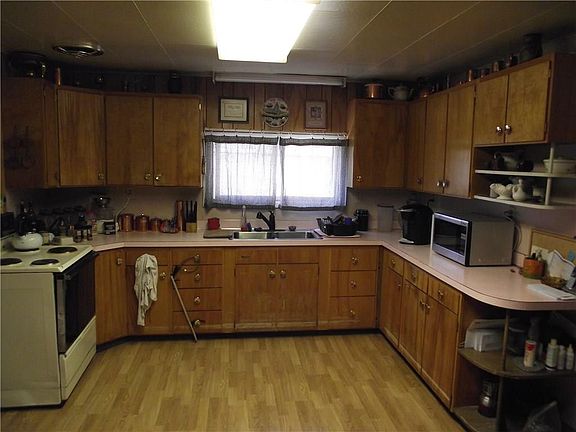 5th image of 16 A Ave NE