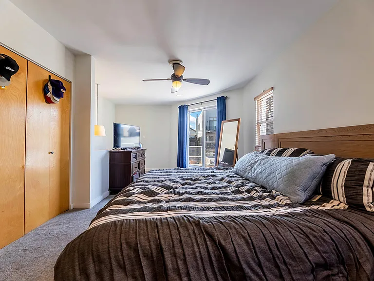 1060 N Hermitage Ave #3 — Photo 12