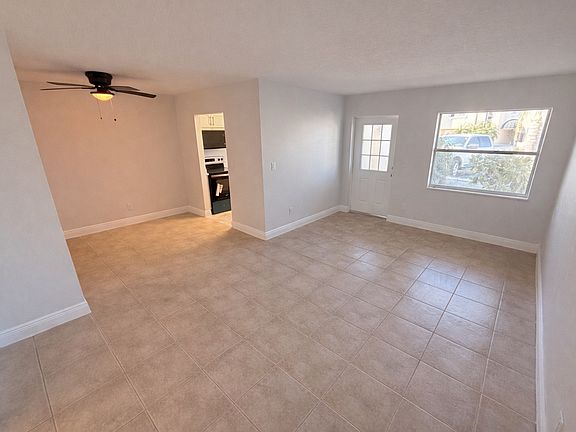 2nd image of 165 117th Ave #3