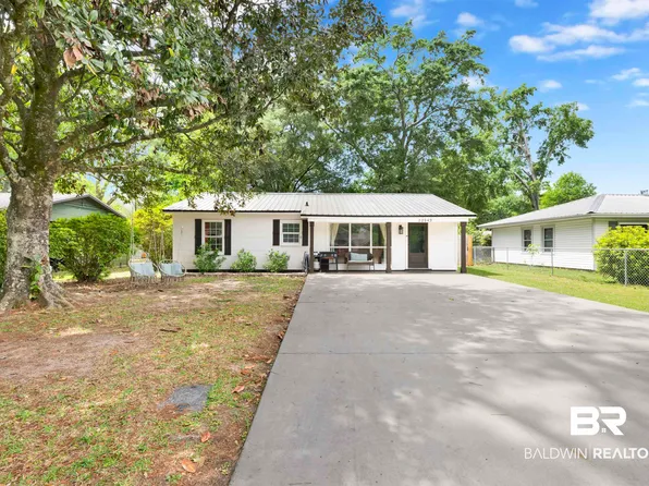 22949 Joyce Ave, Robertsdale, AL 36567