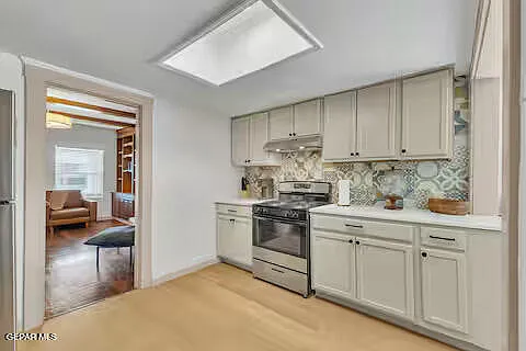 2723 Grant Ave — Photo 8