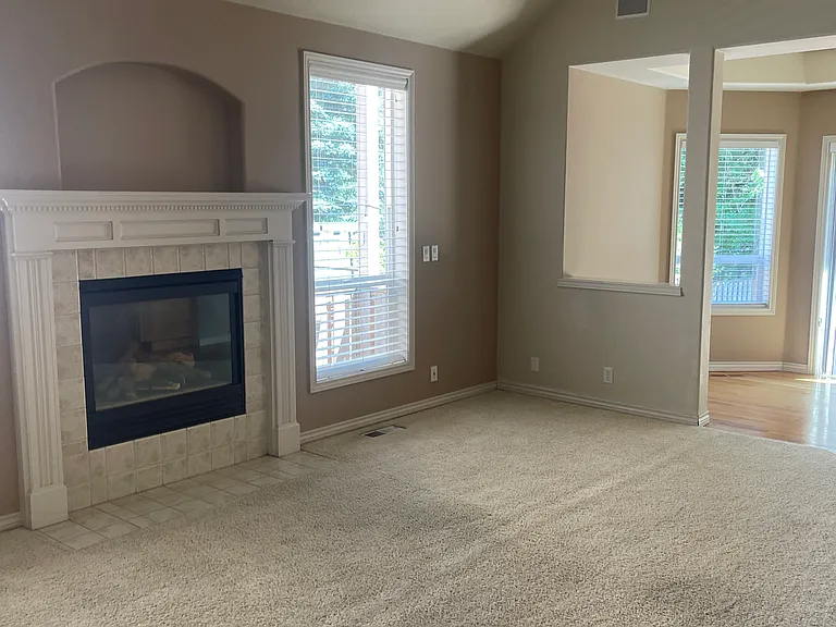 13432 NW Hartford St — Photo 22