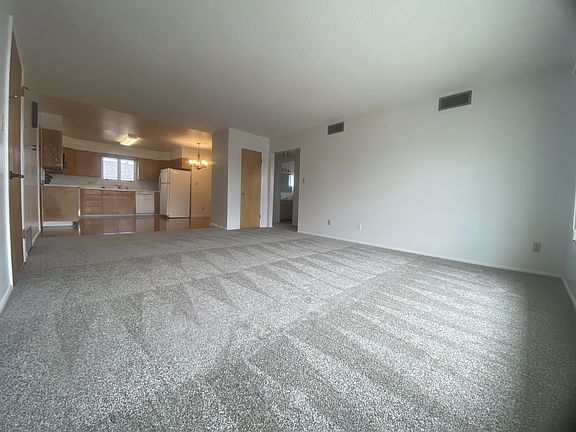 3rd image of 3225 11th Ave S