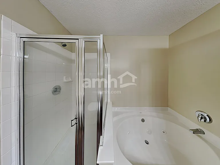 811 Corylus Dr — Photo 15