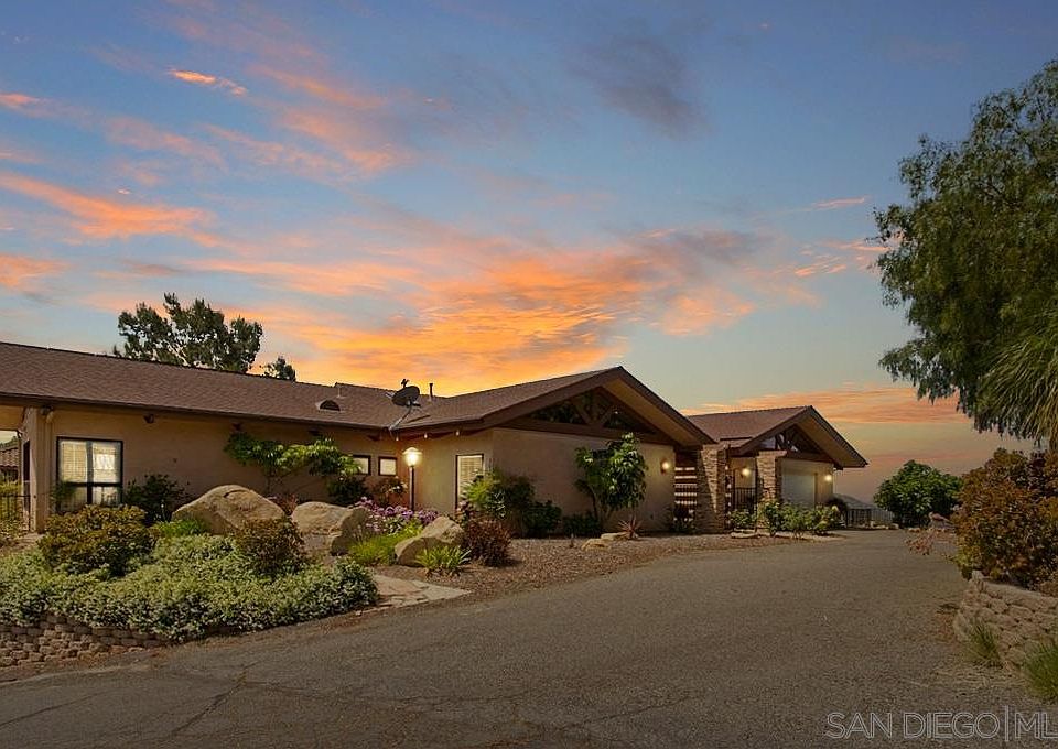 1st image of 2034 Santa Margarita Dr