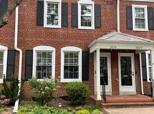 3030 S Buchanan St, Arlington, VA 22206