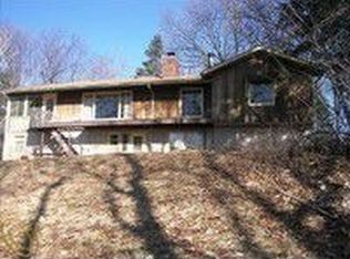 2135 Watkins Lake Rd, Waterford, MI 48328