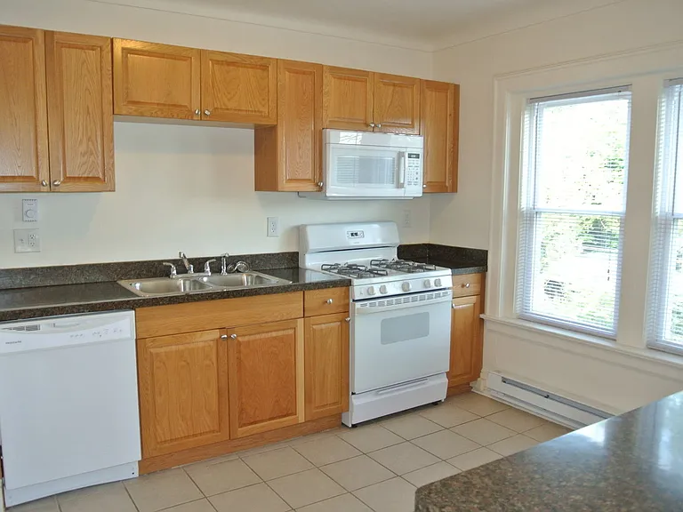 41 Prospect Terrace 27 Stevenson — Photo 159