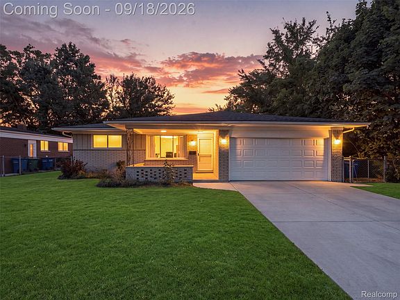 2nd image of 25496 Taylor Dr