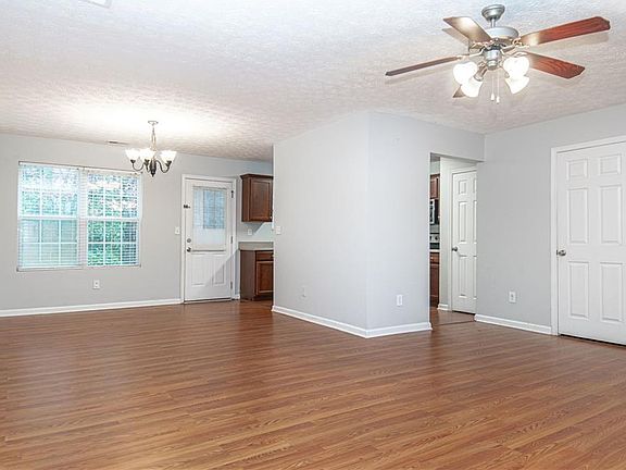 5th image of 235 Fern Crest Dr #235