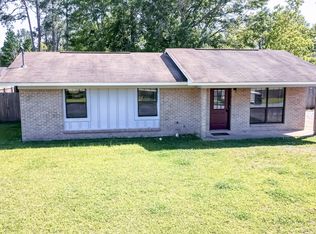 201 Palmyra Dr, Long Beach, MS 39560