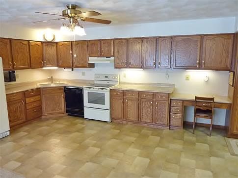 5th image of 808 Pattee Dr