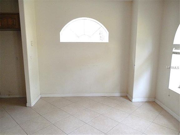 4th image of 11540 Grovewood Blvd